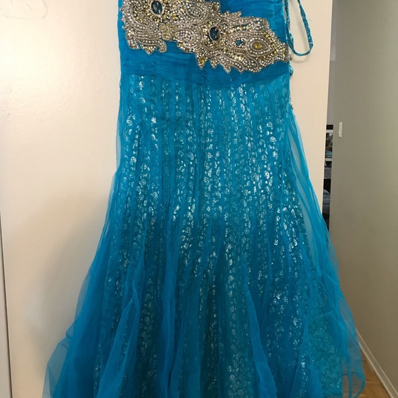 Lanka Suits - Picture 4 of 4